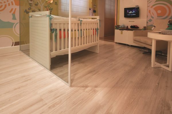 Ambiente Piso Laminado Eucafloor Evidence Decapê