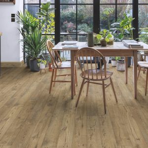 Piso Laminado Quick-Step Eligna Wide Castanheiro Natural Restaurado – Caixa com 2,06m²